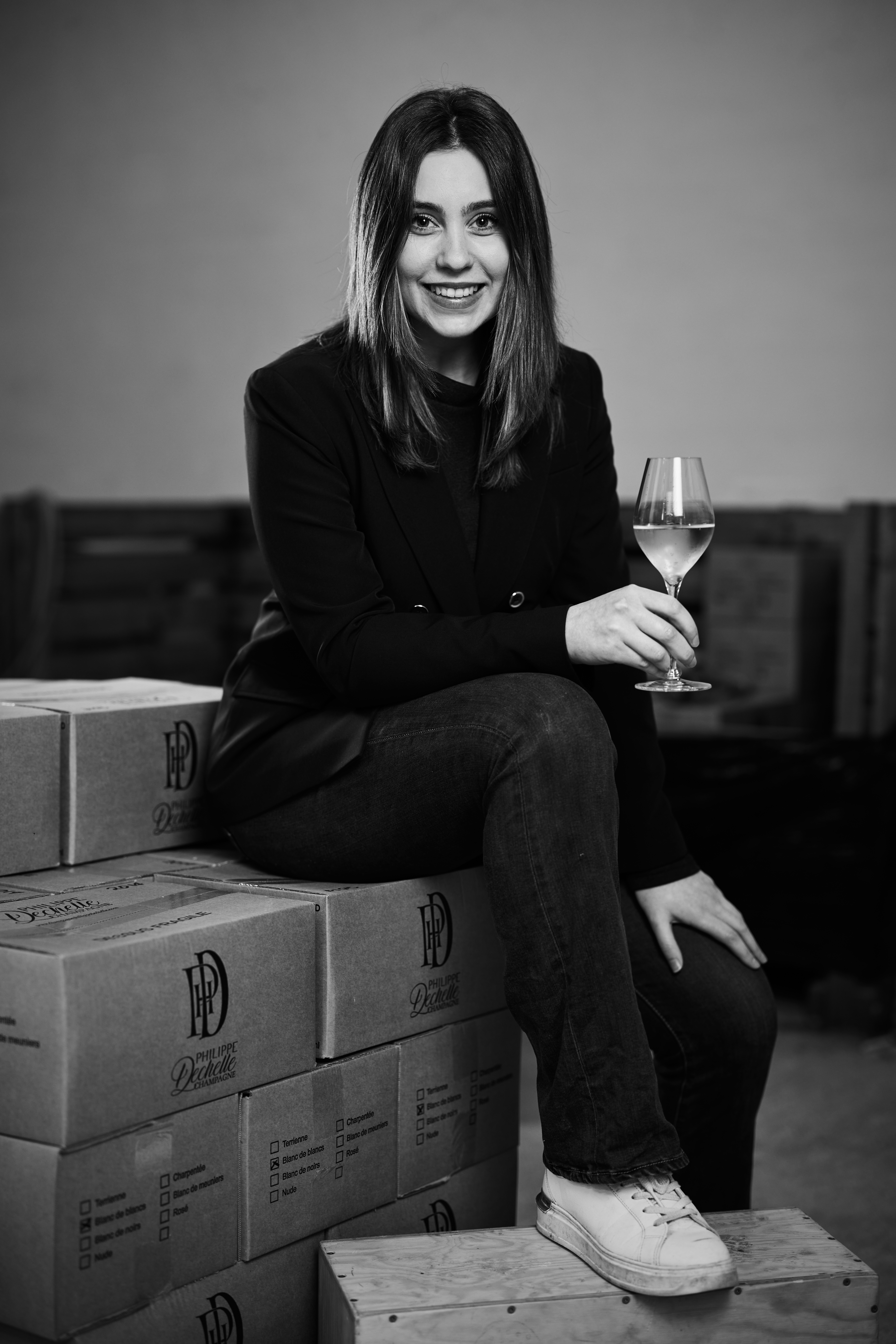 Photo de Clara Dechelle, directrice  de l'entreprise Champagne Dechelle